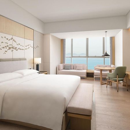 Yantai Marriott Hotel Bagian luar foto
