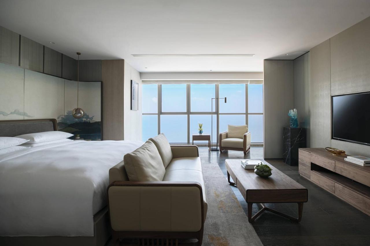 Yantai Marriott Hotel Bagian luar foto