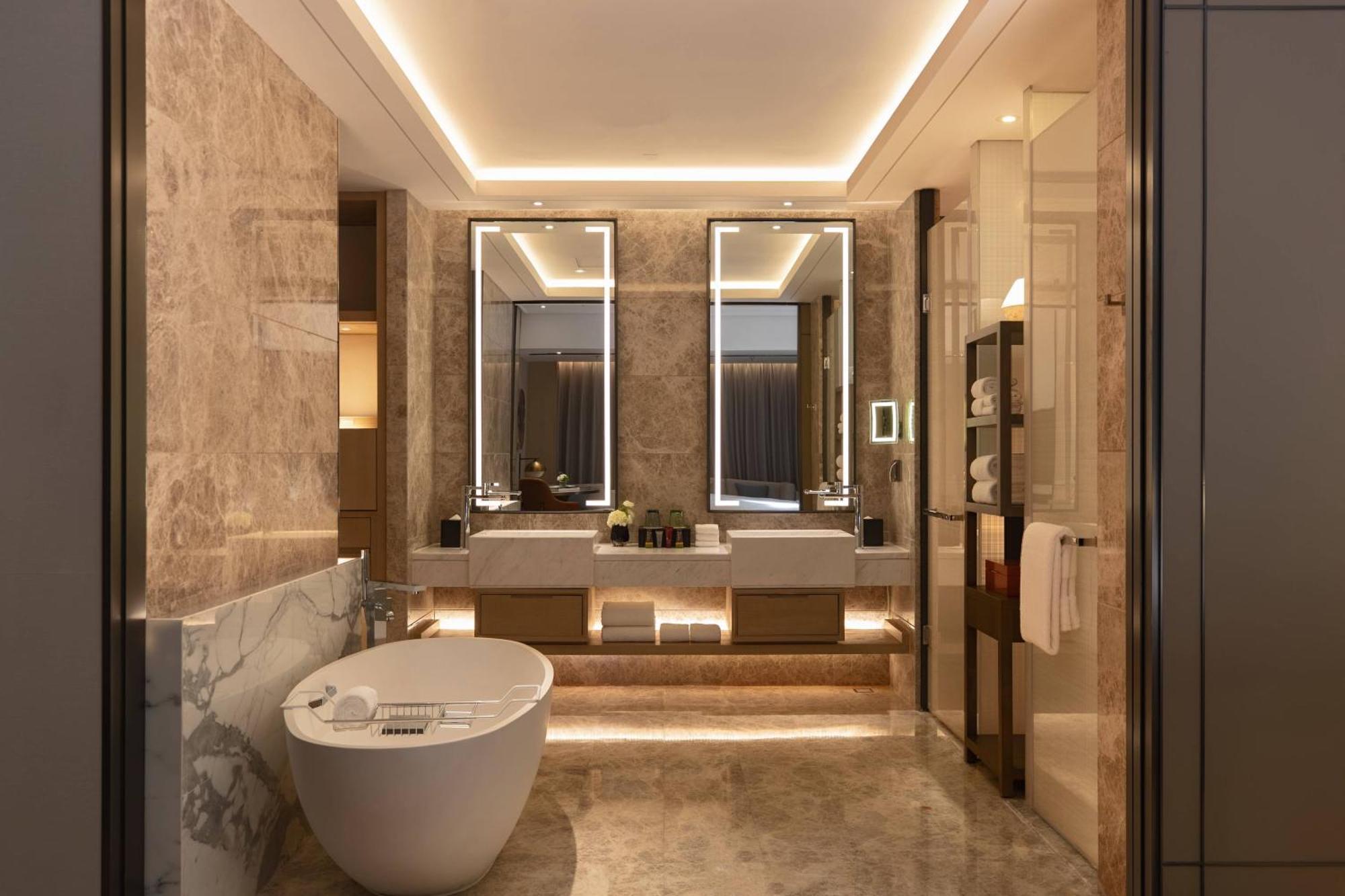 Yantai Marriott Hotel Bagian luar foto