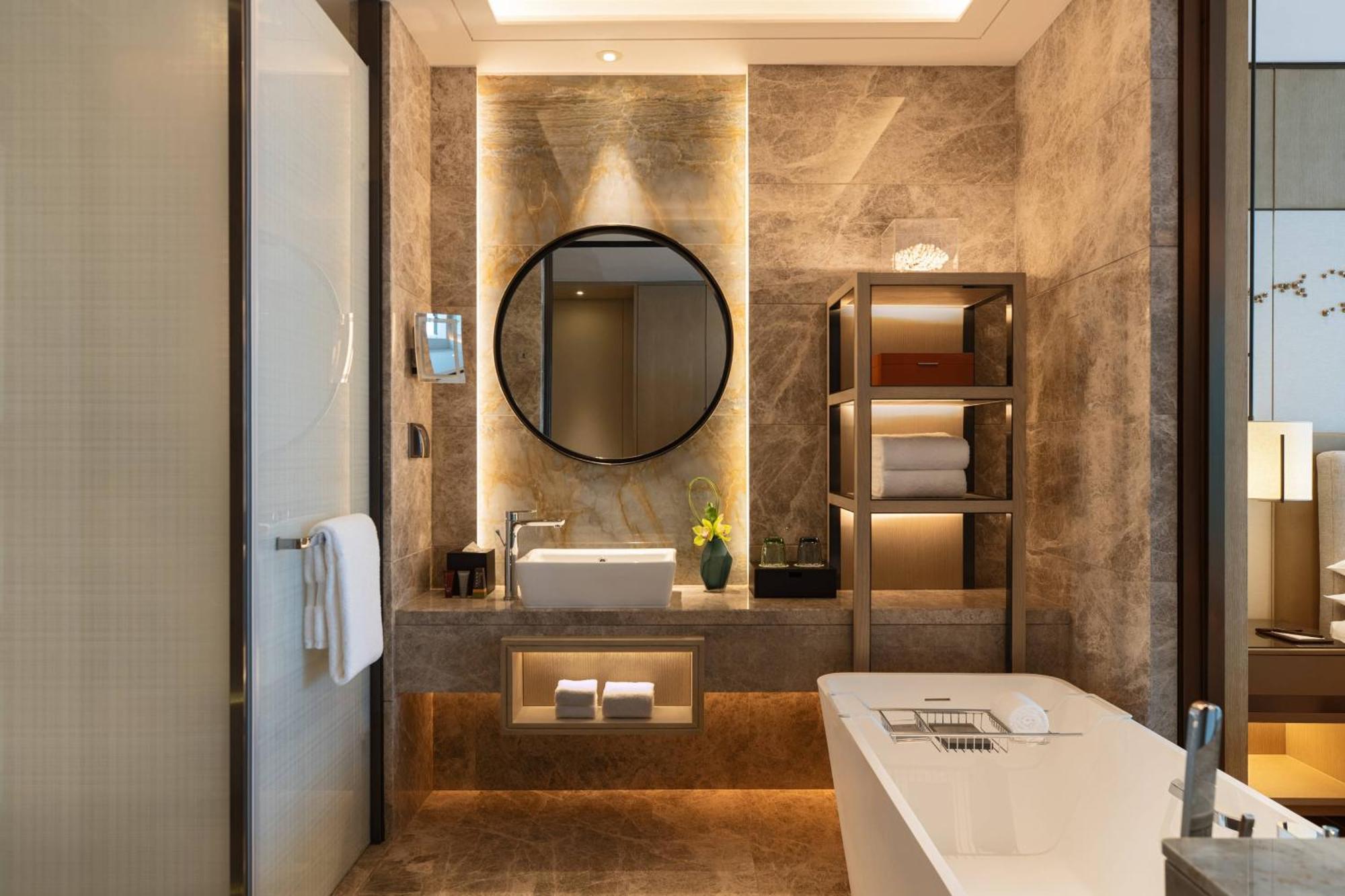 Yantai Marriott Hotel Bagian luar foto